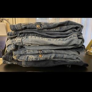 4 pair of jeans
